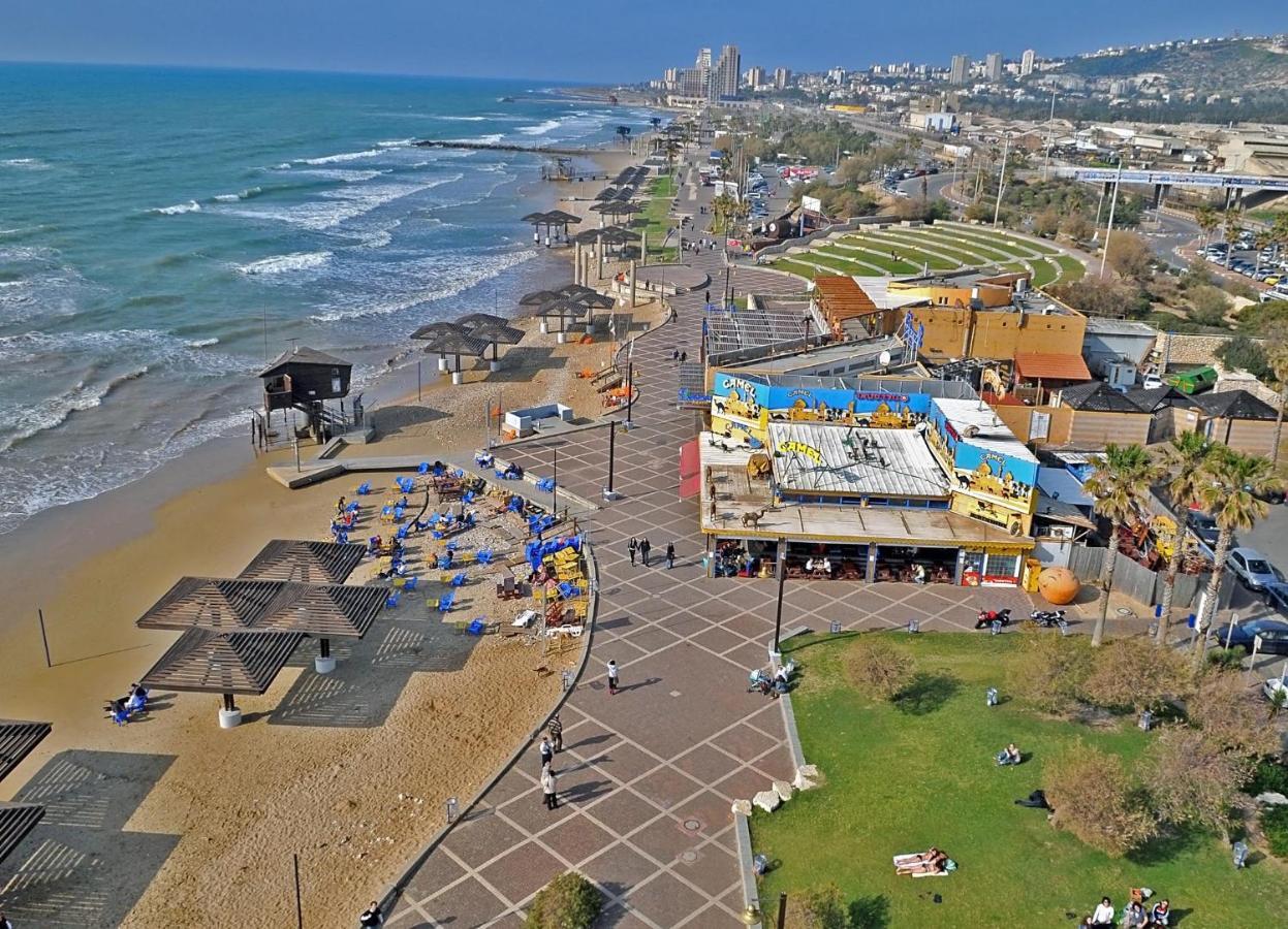 Almog Tower Aparthotel Haifa Exterior photo